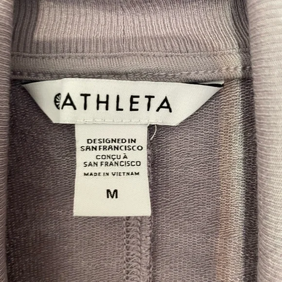 Athleta Pranayama Wrap - Picture 3 of 3